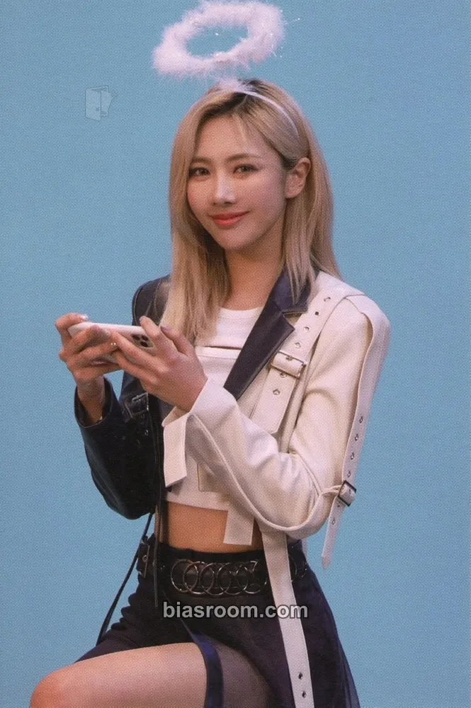 Yoohyeon Kcon 2021 Photocard - Dreamcatcher - Dreamcatcher K-pop photocard
