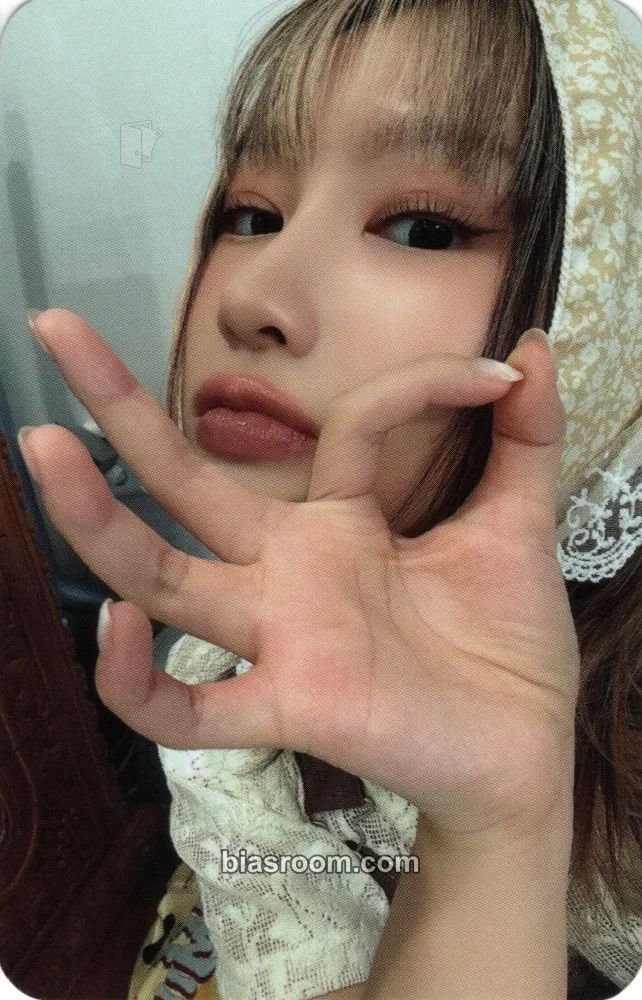 Siyeon 2025 Season's Greetings Photocard - Dreamcatcher - Dreamcatcher K-pop photocard