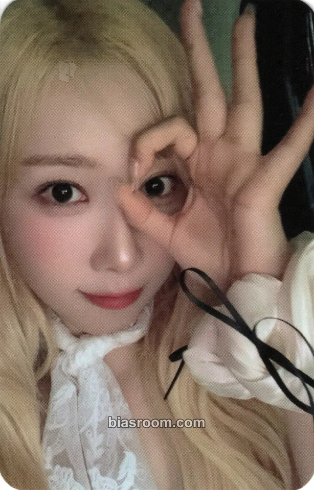 Handong 2025 Season's Greetings Photocard - Dreamcatcher - Dreamcatcher K-pop photocard