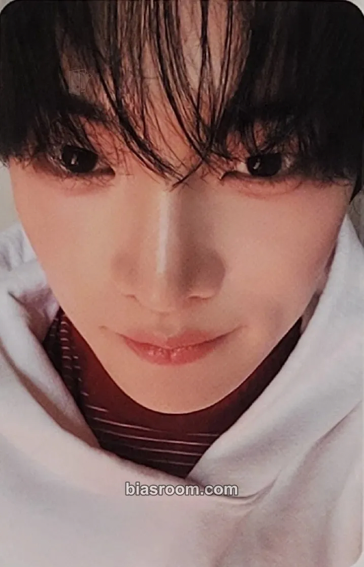 Jeon Minwook ETERNALT Photocard - CLOSE YOUR EYES - CLOSE YOUR EYES K-pop photocard