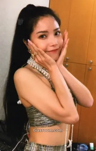 Solar TRAVEL Photocard - MAMAMOO - MAMAMOO K-pop photocard