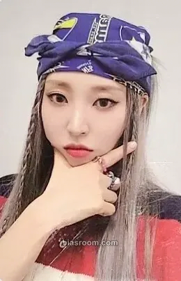Moonbyul Starlit of Twinkle Photocard - MAMAMOO - MAMAMOO K-pop photocard