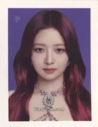 Rei The 1st World Tour "SHOW WHAT I HAVE" (DVD/KIT/Bluray) Photocard - IVE - IVE K-pop photocard