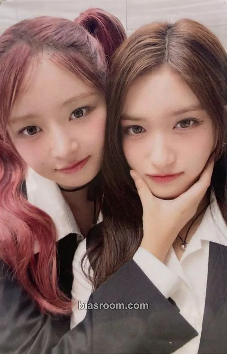 IVE The 1st World Tour : Show What I Have Photocard - IVE - IVE K-pop photocard