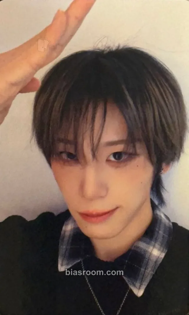 XLOV - Haru - UXLXVE Album jump up video call (fancall)