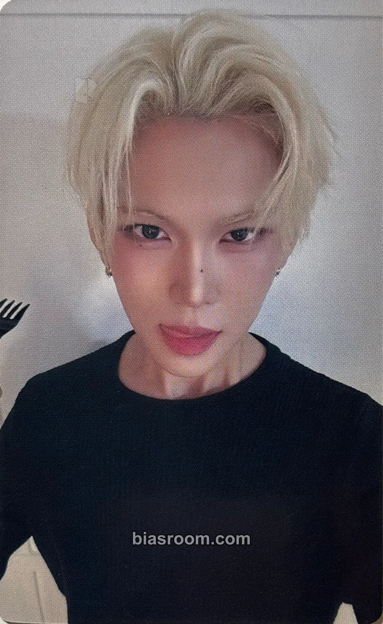 Hyun UXLXVE Photocard - XLOV - XLOV K-pop photocard