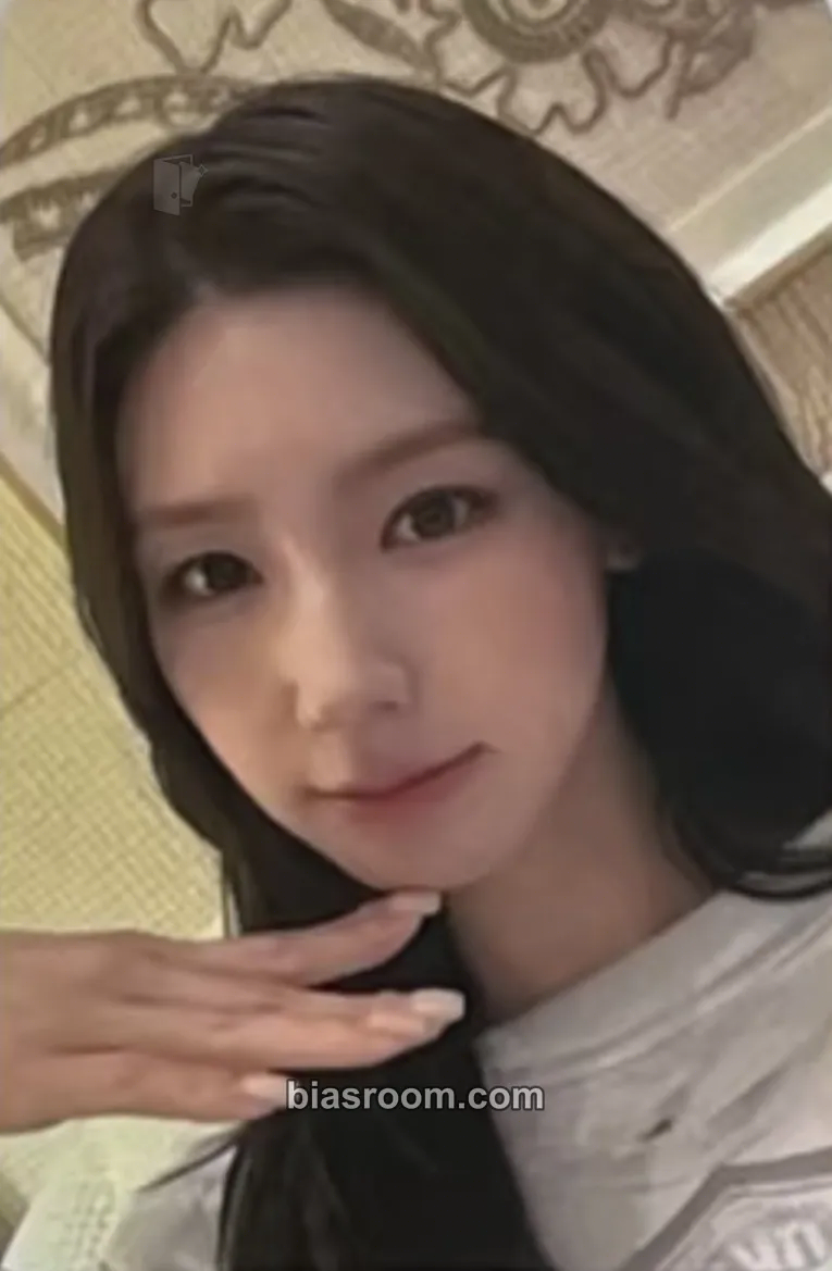 Miyeon We are Photocard - i-dle - i-dle K-pop photocard