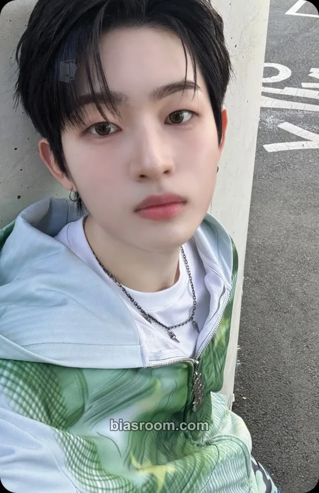 idntt - Han YeJoon - yesweare Album album photocard street boy version