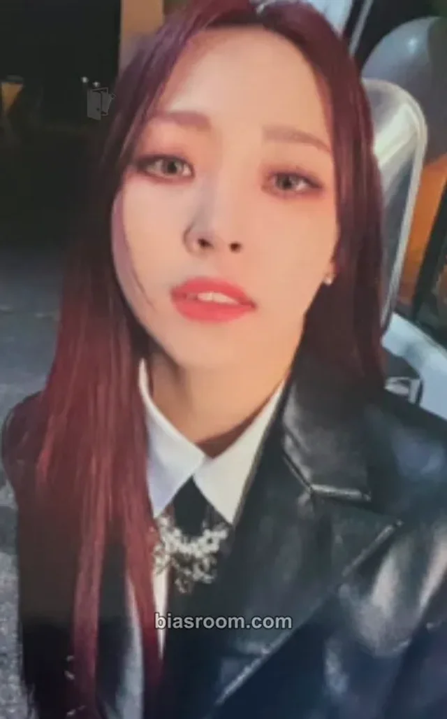 MAMAMOO - Moonbyul - 6equence Album mymusictaste (mmt) pob (pre-order benefit)