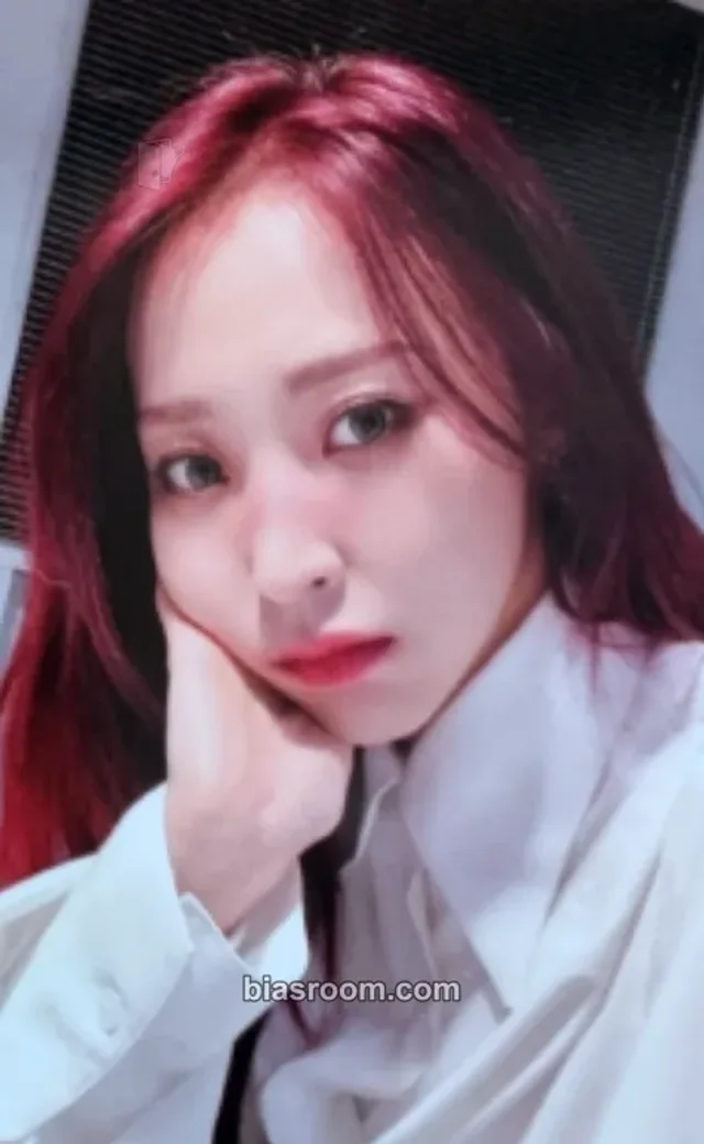 MAMAMOO - Moonbyul - 6equence Album mymusictaste (mmt) pob (pre-order benefit)