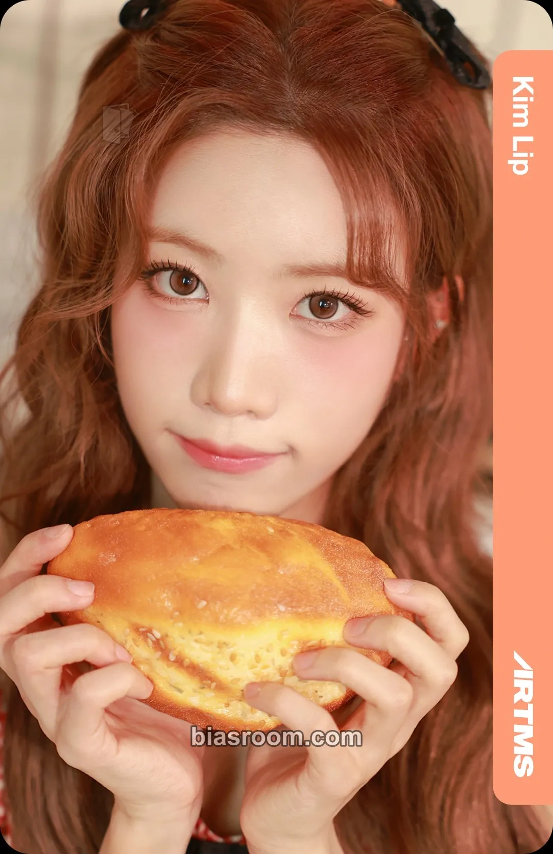 Kim Lip Ever01 Physical Objekts Photocard - ARTMS - ARTMS K-pop photocard
