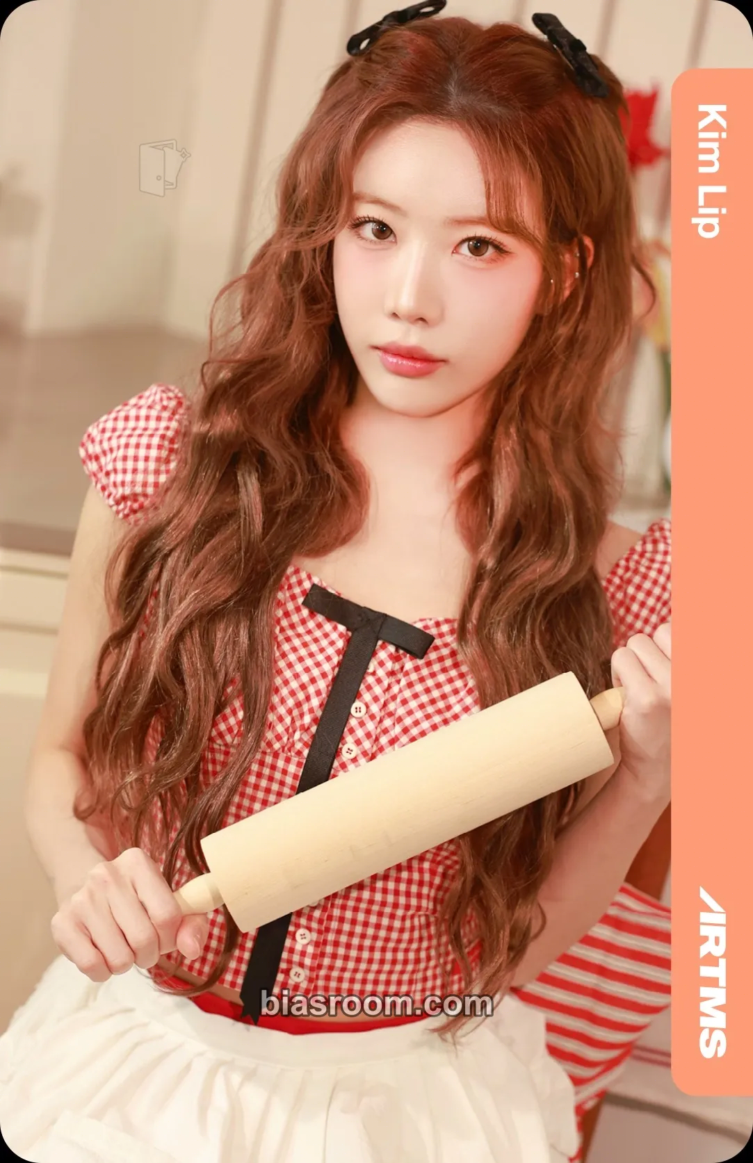 Kim Lip Ever01 Physical Objekts Photocard - ARTMS - ARTMS K-pop photocard