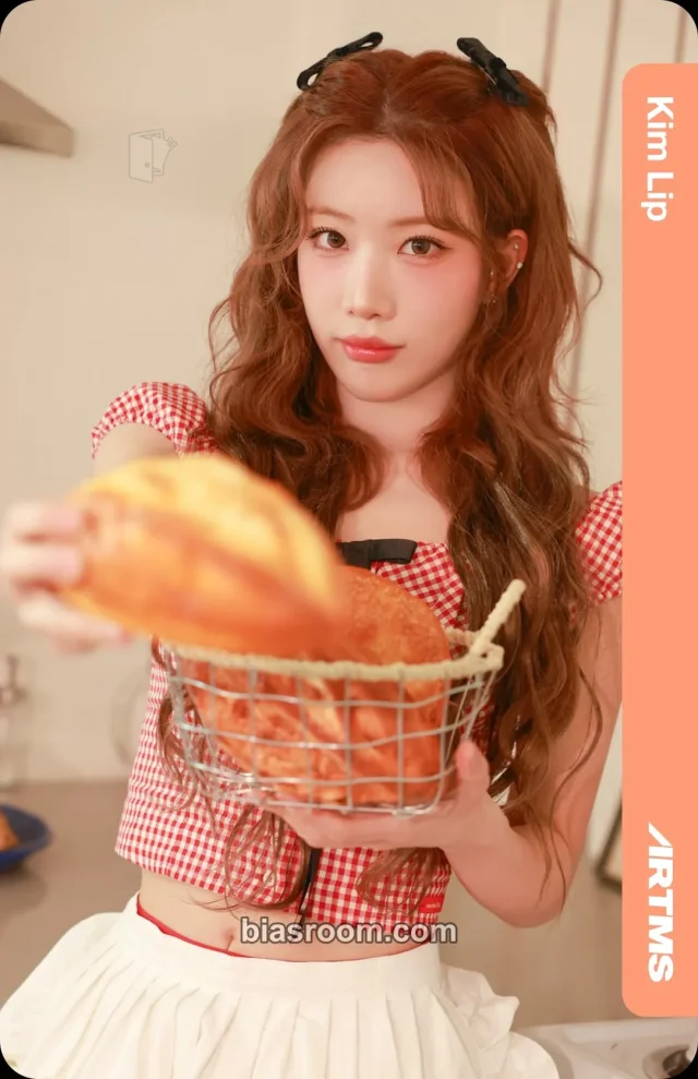 ARTMS - Kim Lip - Ever01 Physical Objekts Other merch photocard