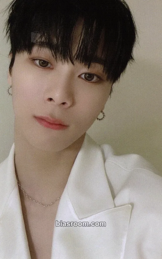 Moonbin In-Out (Moonbin & Sanha Subunit) Photocard - ASTRO - ASTRO K-pop photocard