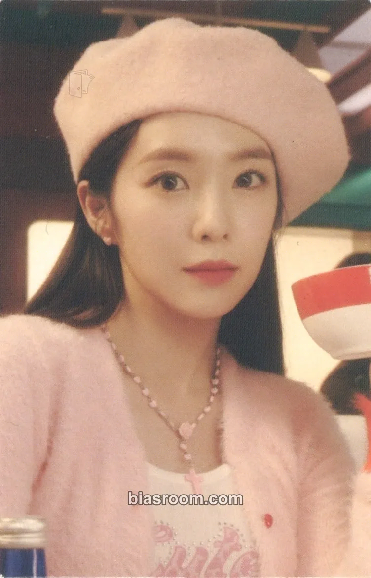 Irene SMTown Live 2022: SMCU Express Photocard - Red Velvet - Red Velvet K-pop photocard