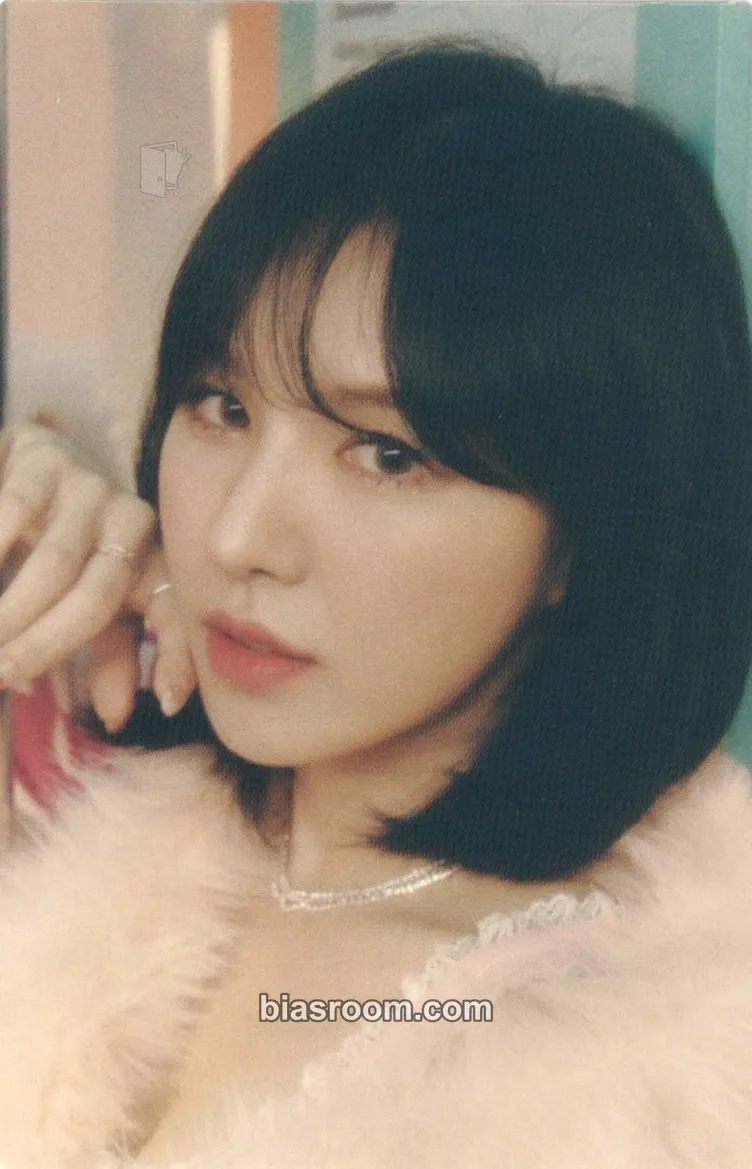 Wendy SMTown Live 2022: SMCU Express Photocard - Red Velvet - Red Velvet K-pop photocard