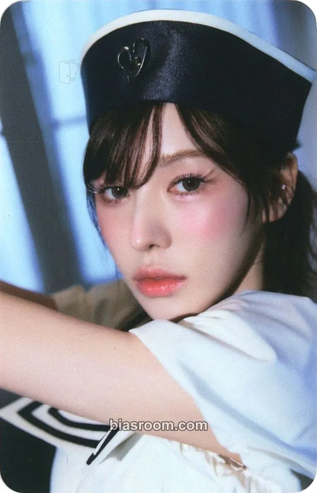 Wendy Cosmic Photocard - Red Velvet - Red Velvet K-pop photocard