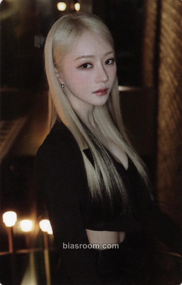 SuA Playlist #You are you Photocard - Dreamcatcher - Dreamcatcher K-pop photocard