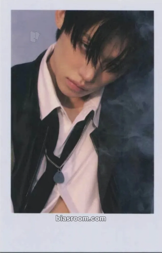 Yeonjun Minisode 3: Tomorrow Photocard - TOMORROW X TOGETHER - TOMORROW X TOGETHER K-pop photocard