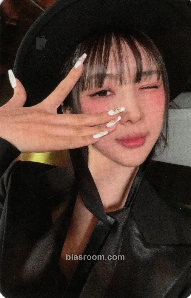 Yoohyeon Playlist #You are you Photocard - Dreamcatcher - Dreamcatcher K-pop photocard