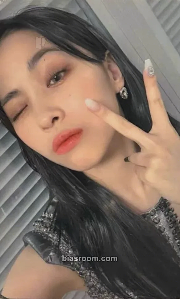 Ryujin CHECKMATE Photocard - ITZY - ITZY K-pop photocard