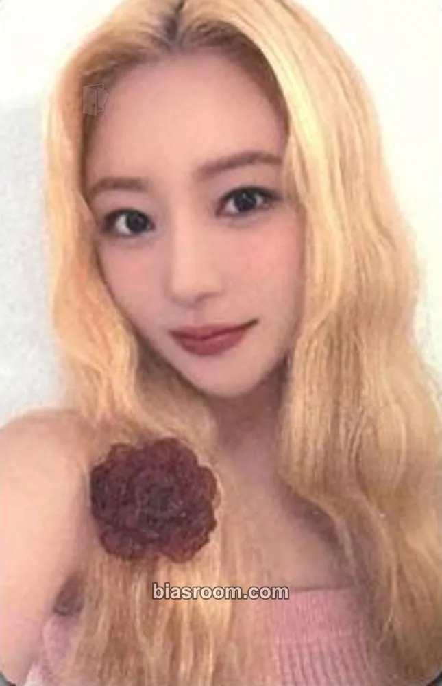 SuA Playlist #You are you Photocard - Dreamcatcher - Dreamcatcher K-pop photocard