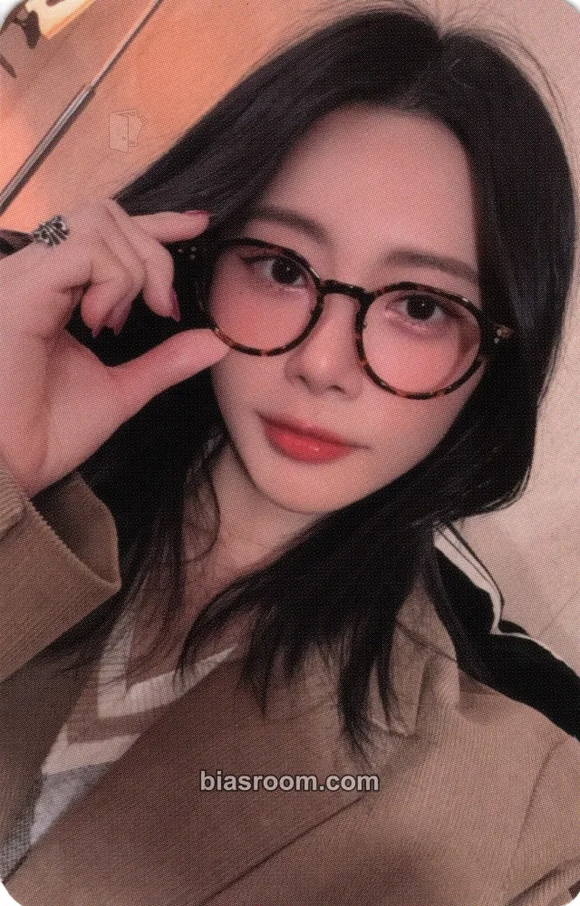 JiU Playlist #You are you Photocard - Dreamcatcher - Dreamcatcher K-pop photocard