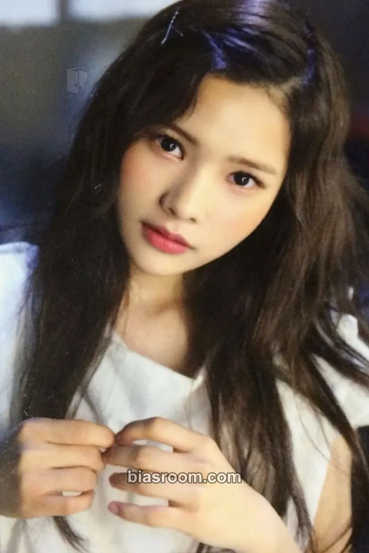 Rina WEME Photocard - Weki Meki - Weki Meki K-pop photocard