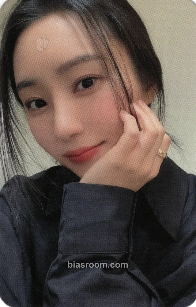 SuA Playlist #You are you Photocard - Dreamcatcher - Dreamcatcher K-pop photocard