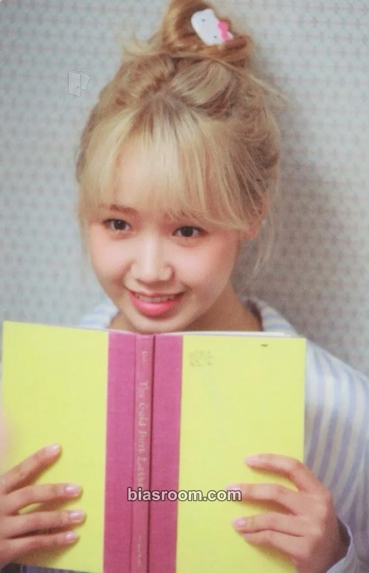 Choi Yoojung Lucky Photocard - Weki Meki - Weki Meki K-pop photocard