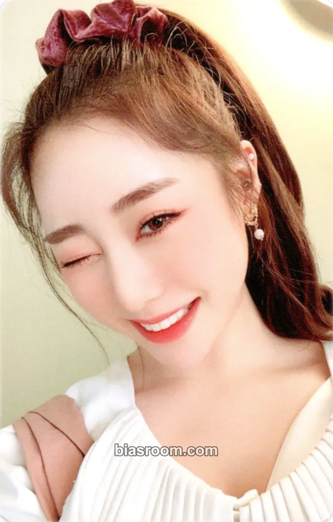 Yeonjung NEVERLAND Photocard - WJSN - WJSN K-pop photocard