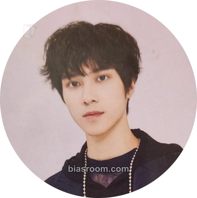 WayV - Hendery - Take Over The Moon Album circle card album inclusion