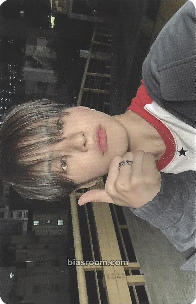 Yoon Jaehyuk LOVE PULSE Photocard - TREASURE - TREASURE K-pop photocard