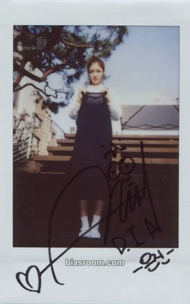 DIA - Eunjin - Spell Album polaroid pob (pre-order benefit) signed