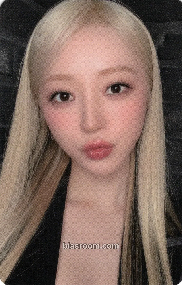 SuA Playlist #You are you Photocard - Dreamcatcher - Dreamcatcher K-pop photocard