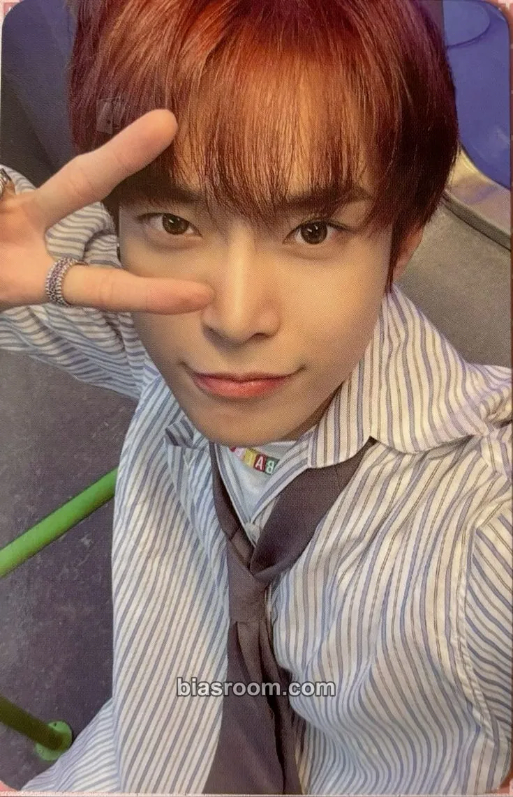 Doyoung 2021 Winter SMTOWN: SMCU EXPRESS Photocard - NCT - NCT K-pop photocard