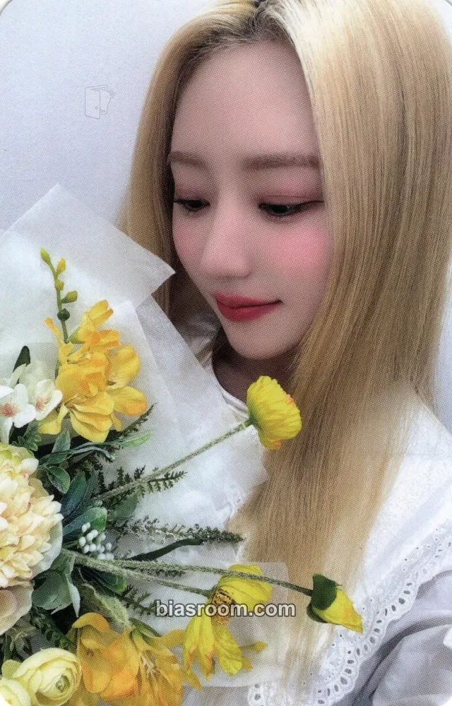 SuA Playlist #You are you Photocard - Dreamcatcher - Dreamcatcher K-pop photocard