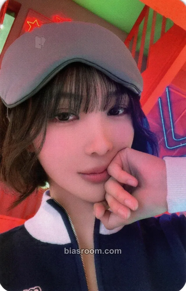 Yoohyeon Playlist #You are you Photocard - Dreamcatcher - Dreamcatcher K-pop photocard