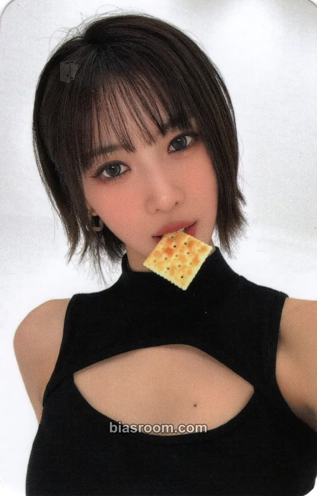 Yoohyeon Playlist #You are you Photocard - Dreamcatcher - Dreamcatcher K-pop photocard
