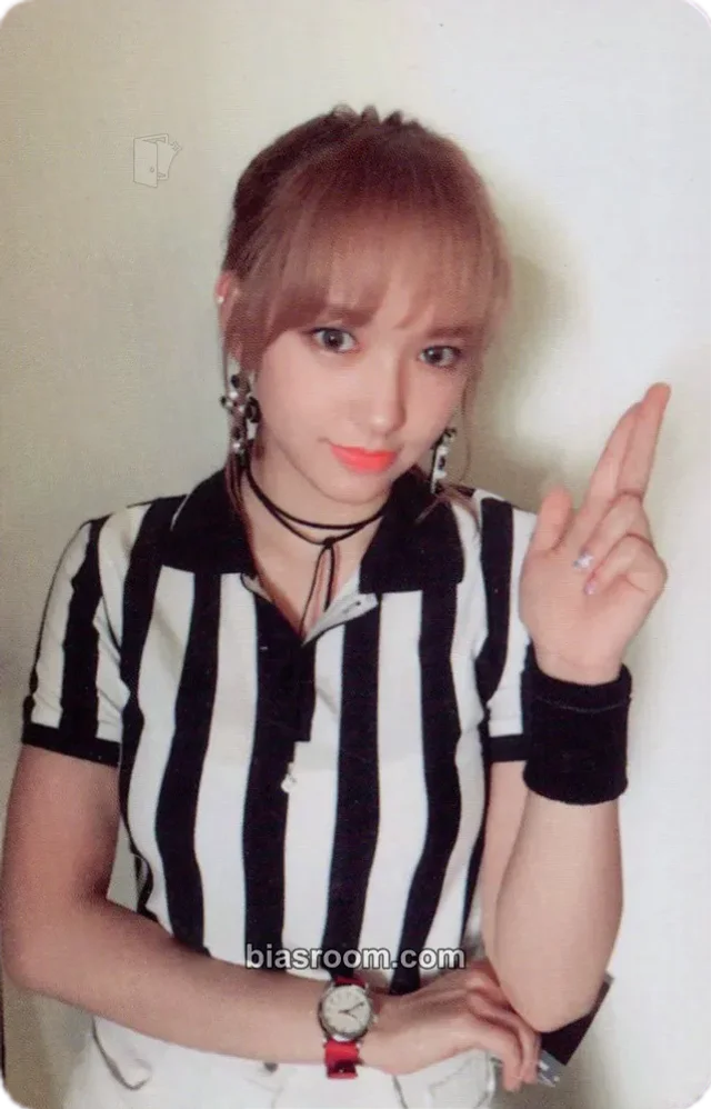 WJSN - Cheng Xiao - Happy Moment Album album photocard