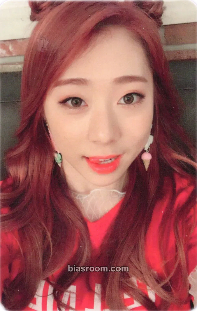 Yeonjung Happy Moment Photocard - WJSN - WJSN K-pop photocard