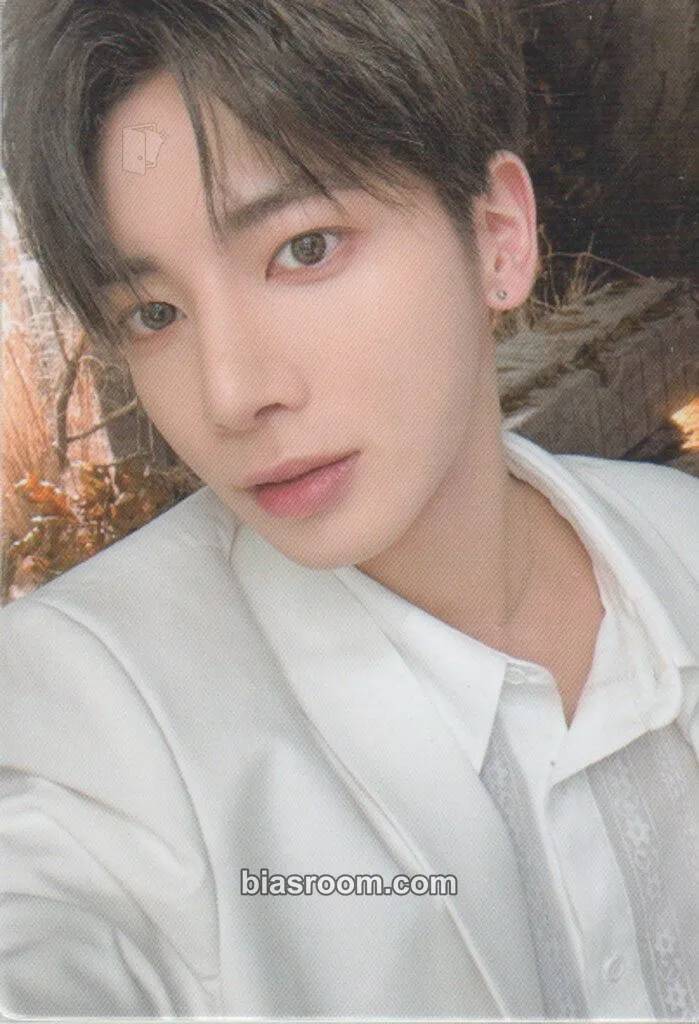 Taehyun Act: Love Sick Photocard - TOMORROW X TOGETHER - TOMORROW X TOGETHER K-pop photocard
