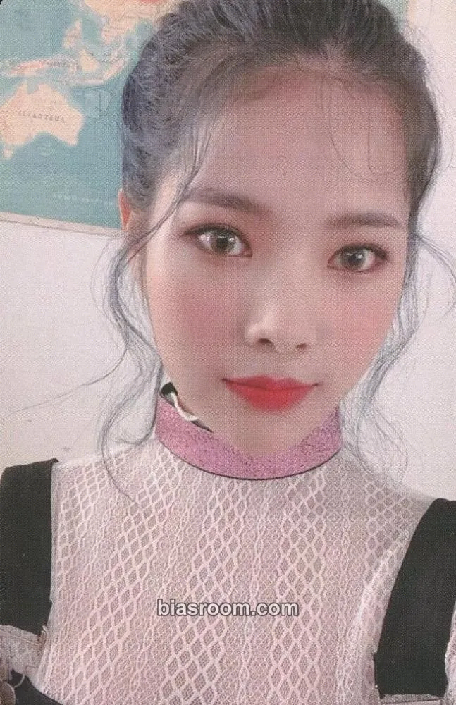 Rina KISS, KICKS Photocard - Weki Meki - Weki Meki K-pop photocard