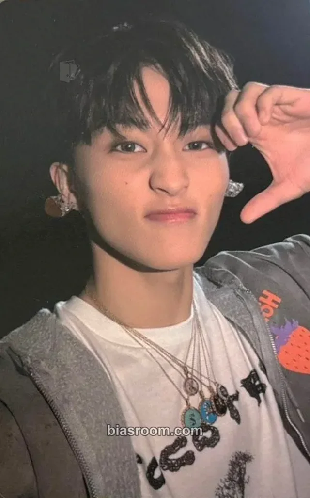 NCT - Mark - The Firstfruit Album weverse global shop (wvg) listening session