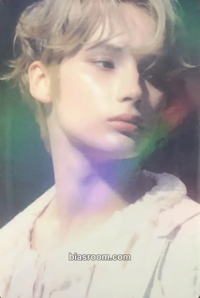 Huening Kai Minisode 3: Tomorrow Photocard - TOMORROW X TOGETHER - TOMORROW X TOGETHER K-pop photocard