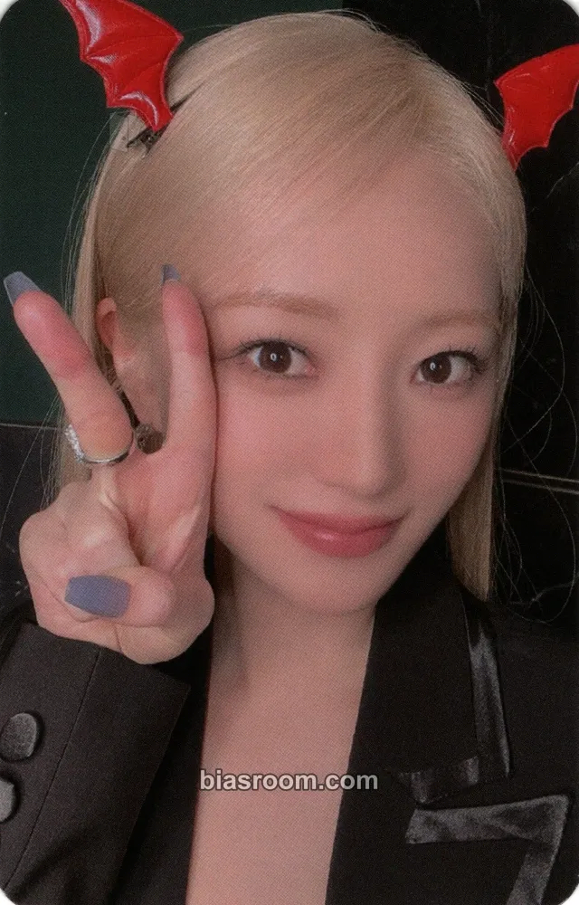 SuA Playlist #You are you Photocard - Dreamcatcher - Dreamcatcher K-pop photocard