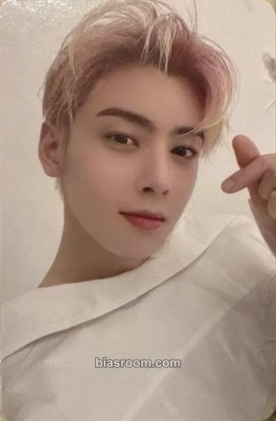 Cha Eun-woo Switch On Photocard - ASTRO - ASTRO K-pop photocard