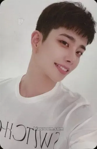 MJ Switch On Photocard - ASTRO - ASTRO K-pop photocard