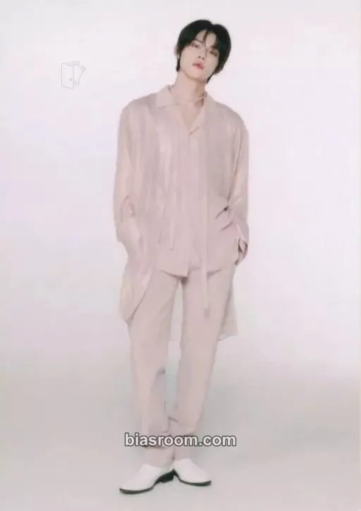 Yeonjun Act: Sweet Mirage Photocard - TOMORROW X TOGETHER - TOMORROW X TOGETHER K-pop photocard