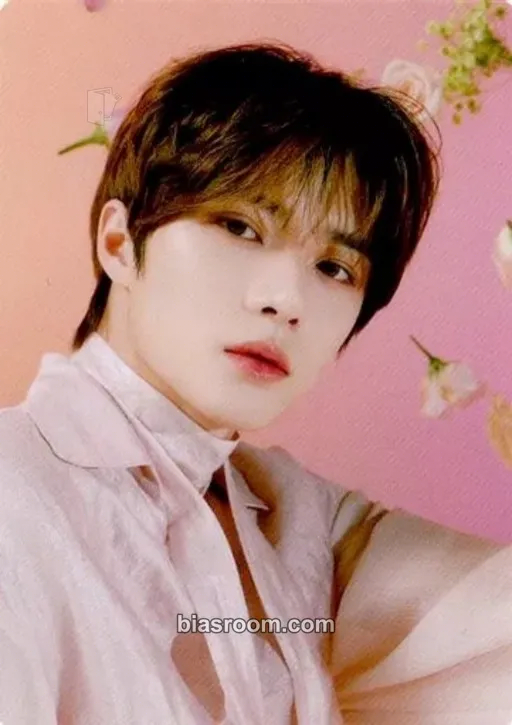 Beomgyu Act: Sweet Mirage Photocard - TOMORROW X TOGETHER - TOMORROW X TOGETHER K-pop photocard